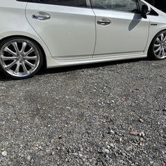 30プリウスにて使用19インチ
の画像