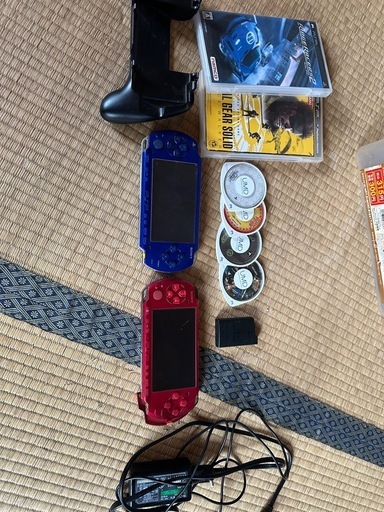 PSP   2台　カセット付き