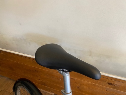 SALE！3月8日まで【前後タイヤ新品！】WEEKEND BIKES20 ミニベロ　7速