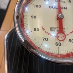 レトロアンティーク　ダルトン体重計の画像