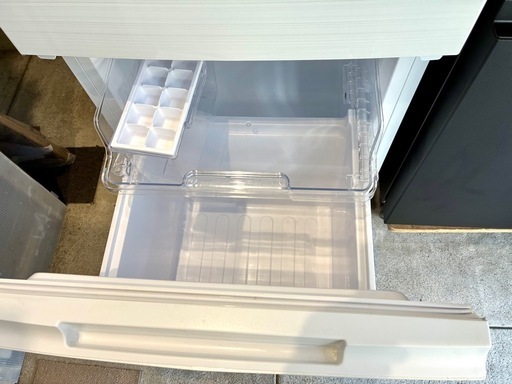 仙台市内トラック荷台渡し無料！SHARP 中古 家電 買取 不要 引越  どっちもドア 冷蔵庫 2021年製 152L