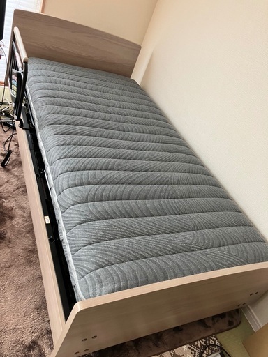 値下げ【ほぼ未使用】介護用電動ベッド シングル GY ライズ3 3M-F