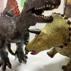 リアル恐竜フィギュア　２体セットの画像