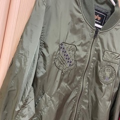 ALPHAINDUSTRIES フライトジャケットの画像
