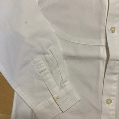 シャツ110センチ部分シミ有りの画像