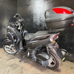 ★支払総額10.8万円★買取強化中！ まずはカンタン無料査定まで！ ヤマハ トリシティ125 ガンメタ リアボックス付き！ ４ストインジェクション！ 安定性の高い125cc！ サイスタ付き！の画像