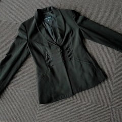美品ジョルジオ・アルマーニ　GIORGIO ARMANI 女性用スーツジャケット　レディース の画像