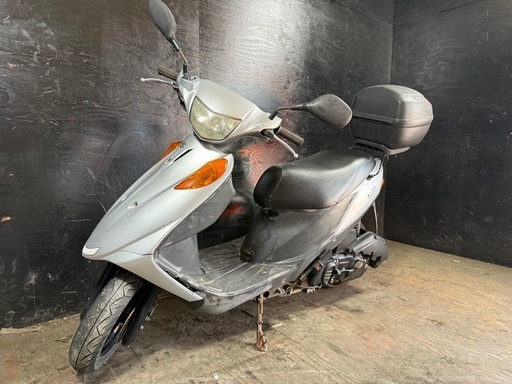 ★支払総額8.2万円★定休日なし！いつでも現車確認可能です！ スズキ アドレスV125 シルバー CF4EA 人気よV125！ ４ストインジェクション！ 集中キー！ サイスタ付き！ カスタムベースに♪