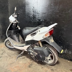 ★支払総額5.5万円★関東圏内即日配送可能！ 全車走行テスト済み！ スズキ ZZ 白 CA1PB 人気のZZ！ 車格大きい50cc！ バッテリー新品！ フロントディスクブレーキ！ 12インチホイール！ 社外ホーン！の画像