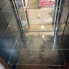 ちーさま　収納、ガラスキャビネットの画像