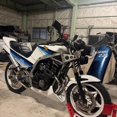 cbr400fの画像