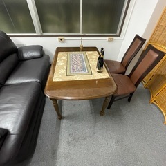 カリモク　ダイニングテーブル　椅子セットの画像