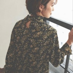 fifth マタニティ　スタンドカラー花柄プリーツワンピースの画像