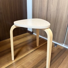 IKEA スツール　シルレの画像