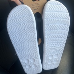 新品未使用（タグ付き）✨NIKE ベナッシ 26㎝の画像