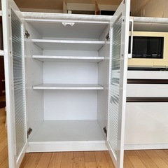 【カウンター食器棚】ホワイトでお洒落！の画像