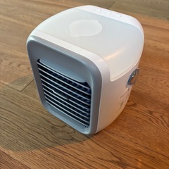 卓上冷風機 F08 ミスト機能付き 3000mAh バッテリー内蔵の画像