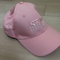 すとぷりのピンクキャップの画像
