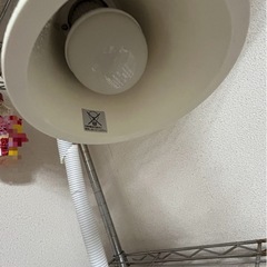 デスクライト(首部分破損あり・点灯ok)の画像