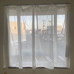 カーテン（ベージュ）＋レースカーテンの画像