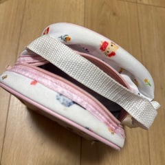キティちゃんの哺乳瓶・粉ミルクケース ポーチの画像