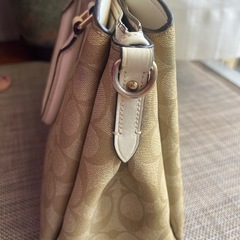 COACHのカバンの画像
