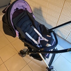 コンビ　ベビーカー　新生児〜の画像