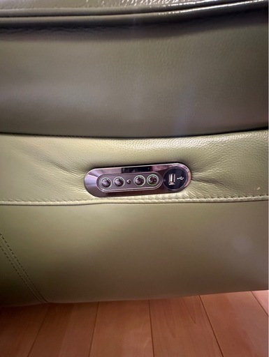【美品】大塚家具　本革電動ソファ