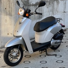 大人気セール‼️安心のバッテリー新品✨️リアタイヤ新品✨️嬉しいシート張り替え♪オイル交換済み♻️燃費重視の方にオススメ✨AF61 トゥデイ✴の画像