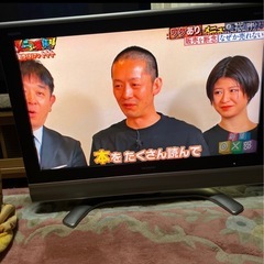 DVD再生13.3インチ地デジTV&シャープ37インチTV2台セットの画像