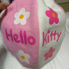 キティちゃん♡クッション収納の画像