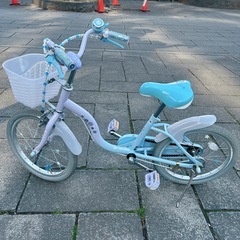 自転車　アナ雪　18インチ　補助輪付きの画像