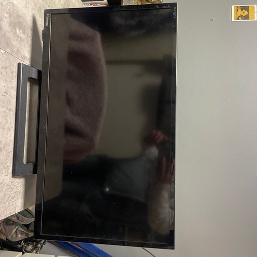 TOSHIBA REGZA TV 24V 2021年製    