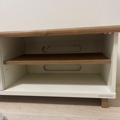 コンパクトでどんな部屋にも馴染みやすいTVボードの画像