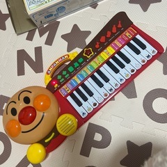 アンパンマン育脳キーボードの画像