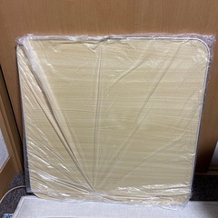 白いこたつの画像