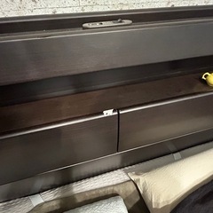 ニトリ跳ね上げ式ダブルベッド【マットレス付】の画像