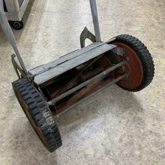 バロネス　手動式芝刈り機の画像