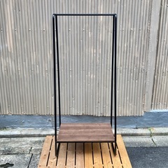 ハンガーラックの画像