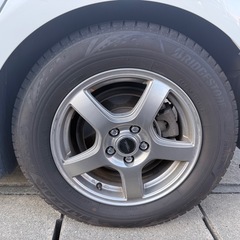 ブリヂストンブリザック　冬タイヤ195.65、15インチの画像