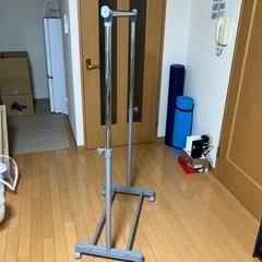 ハンガーラックの画像