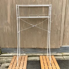 伸縮洗濯機ラックの画像