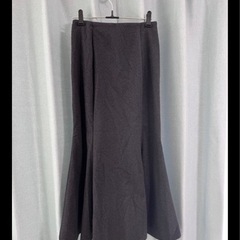 フレアスカートの画像