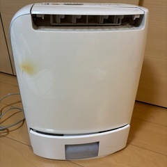 除湿機
の画像