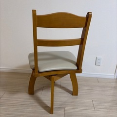 ダイニングチェア、イス、回転イスの画像