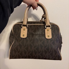 マイケルコースバックの画像