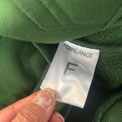 パーカー　グリーン　フリーサイズの画像