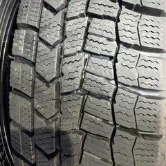 スタッドレスタイヤ155/65R14バリ目アルミホイール付4本セットの画像