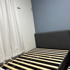 【3/9までの引取限定・使用2年未満美品】セミダブルベッドフレーム（布張り・竹製すのこ）定価2.8万の画像