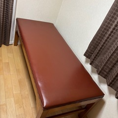 施術ベッド   エステ  整体   引取り先決定‼︎の画像